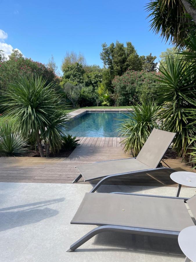 Le Mas De La Dame Saint-Tropez Exterior photo